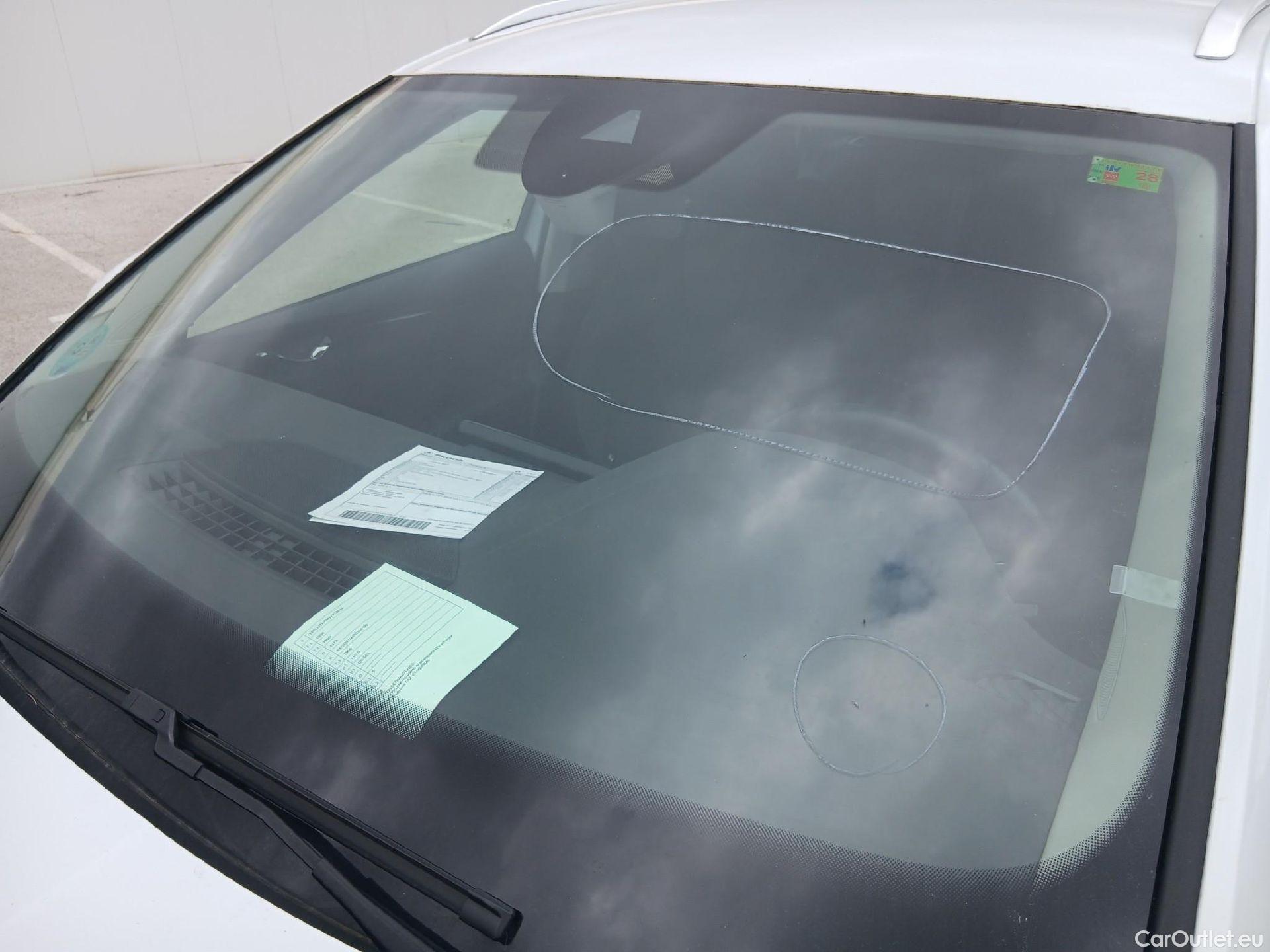  Skoda  Octavia SKODA  / 2020 / 5P / familiar Combi 2.0 TDI 110kW(150CV) DSG Ambition #13