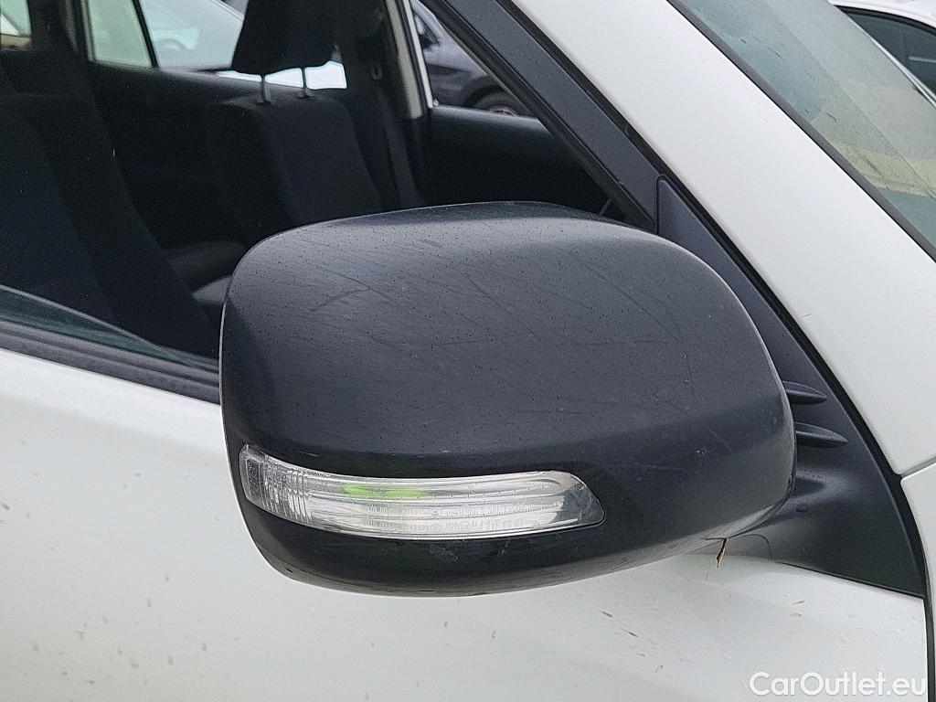  Toyota  Land Cruiser TOYOTA  / 2017 / 5P / todoterreno 2.8 D-4D GX #14