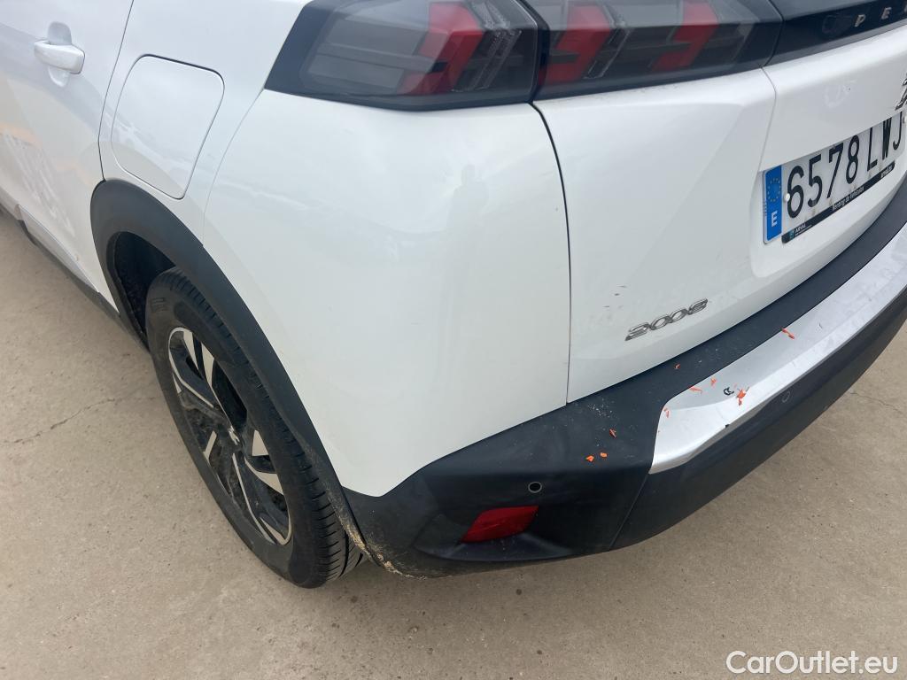  Peugeot  2008 PEUGEOT  / 2019 / 5P / todoterreno Allure BlueHDI 81kW (110CV) #28