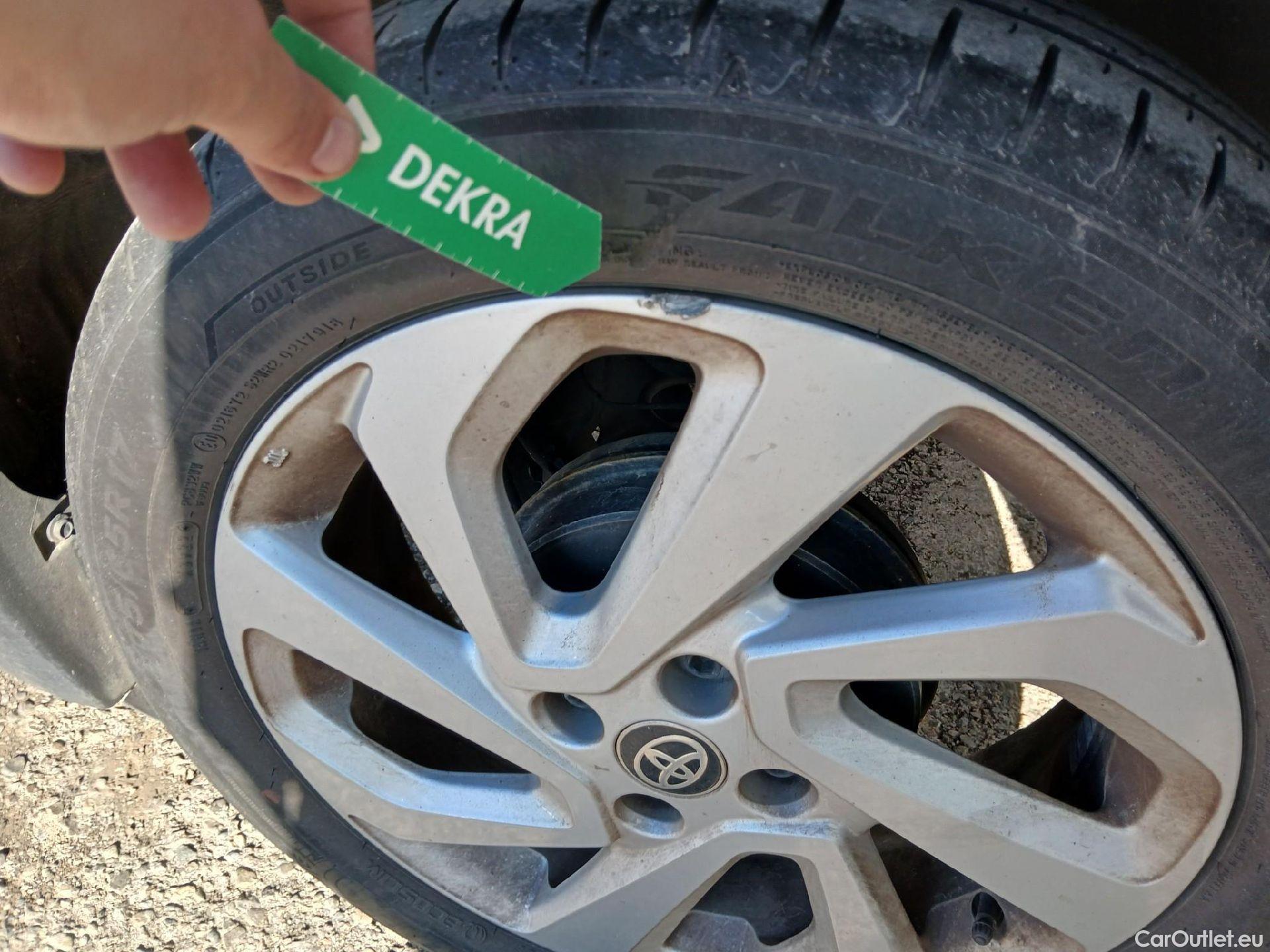  Toyota  Aygo X TOYOTA  Cross / 2022 / 5P / todoterreno 1.0 VVT-I 72CV Play #26