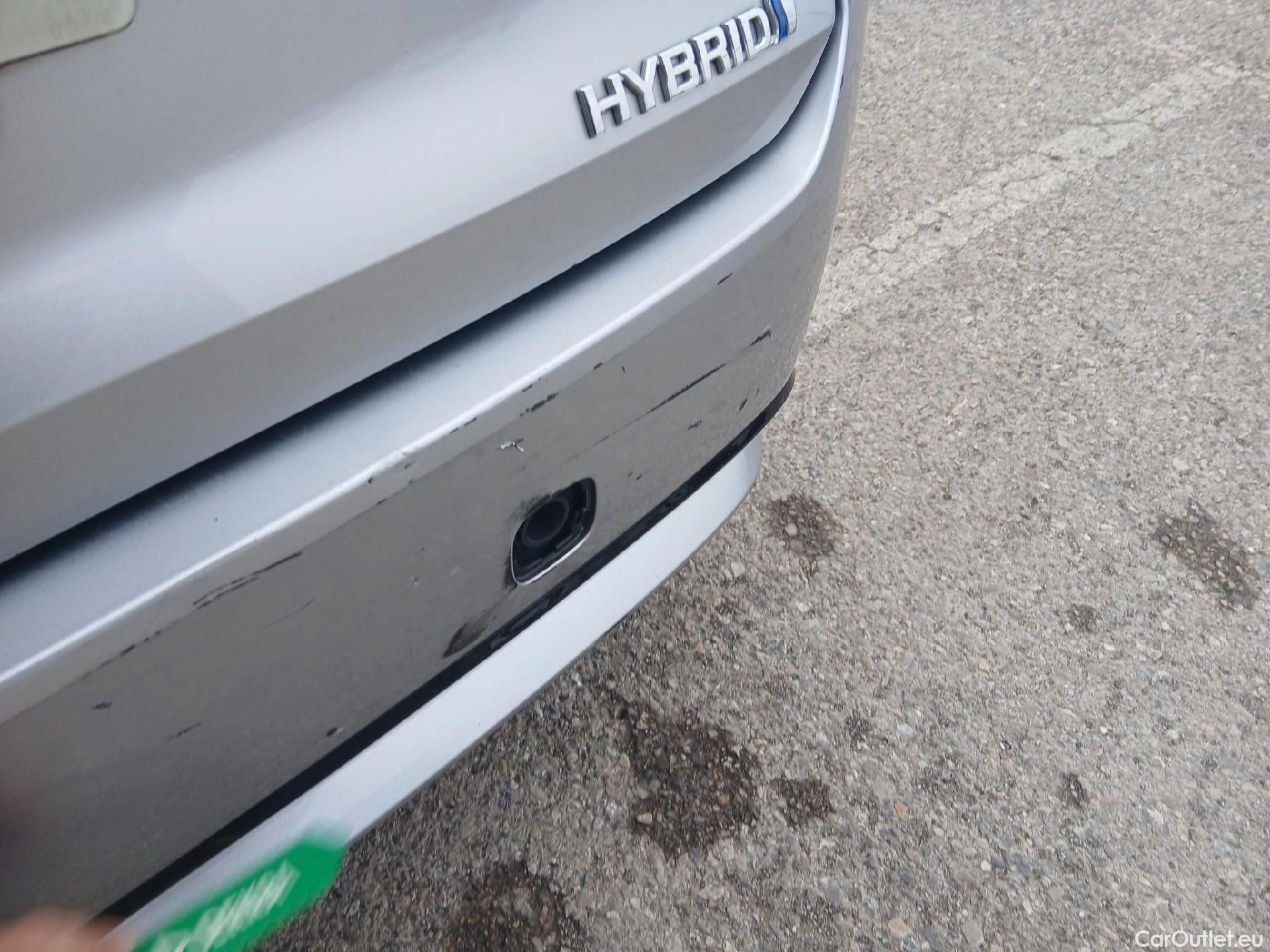  Toyota  Corolla TOYOTA  / 2019 / 5P / familiar 1.8 125H ACTIVE TECH E-CVT TOU SPORT #21