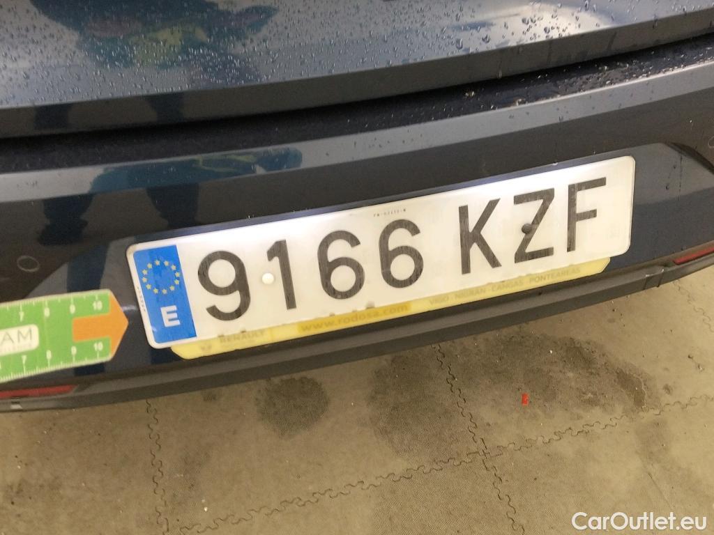  Renault  TALISMAN  RENAULT / 2015 / 4P / sedán Limited Blue dCi 88 kW (120CV) -18 (CX) #14