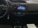  Toyota  Yaris TOYOTA  / 2017 / 5P / berlina con portón 1.5 100H Active #13