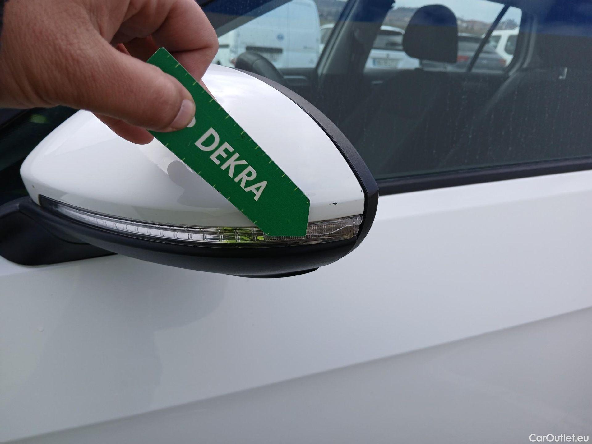  Volkswagen  Golf  VOLKSWAGEN / 2016 / 5P / berlina con portón Ready2Go 1.0 TSI 85kW (115CV) #13