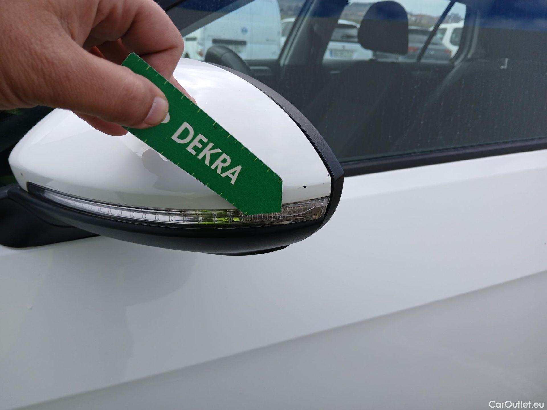  Volkswagen  Golf  VOLKSWAGEN / 2016 / 5P / berlina con portón Ready2Go 1.0 TSI 85kW (115CV) #14