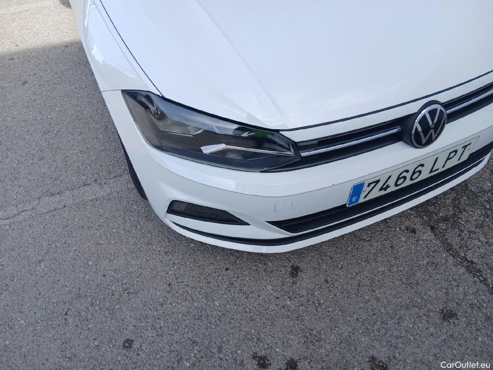  Volkswagen  Polo VOLKSWAGEN  / 2017 / 5P / berlina con portón Advance 1.0 TSI 70kW (95CV) #2