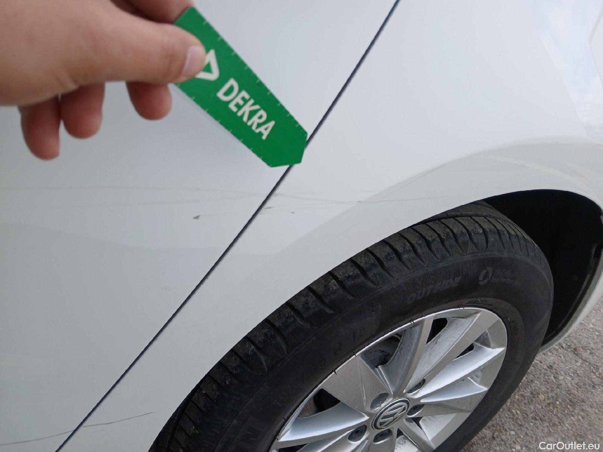  Volkswagen  Golf  VOLKSWAGEN / 2016 / 5P / berlina con portón Ready2Go 1.0 TSI 85kW (115CV) #19