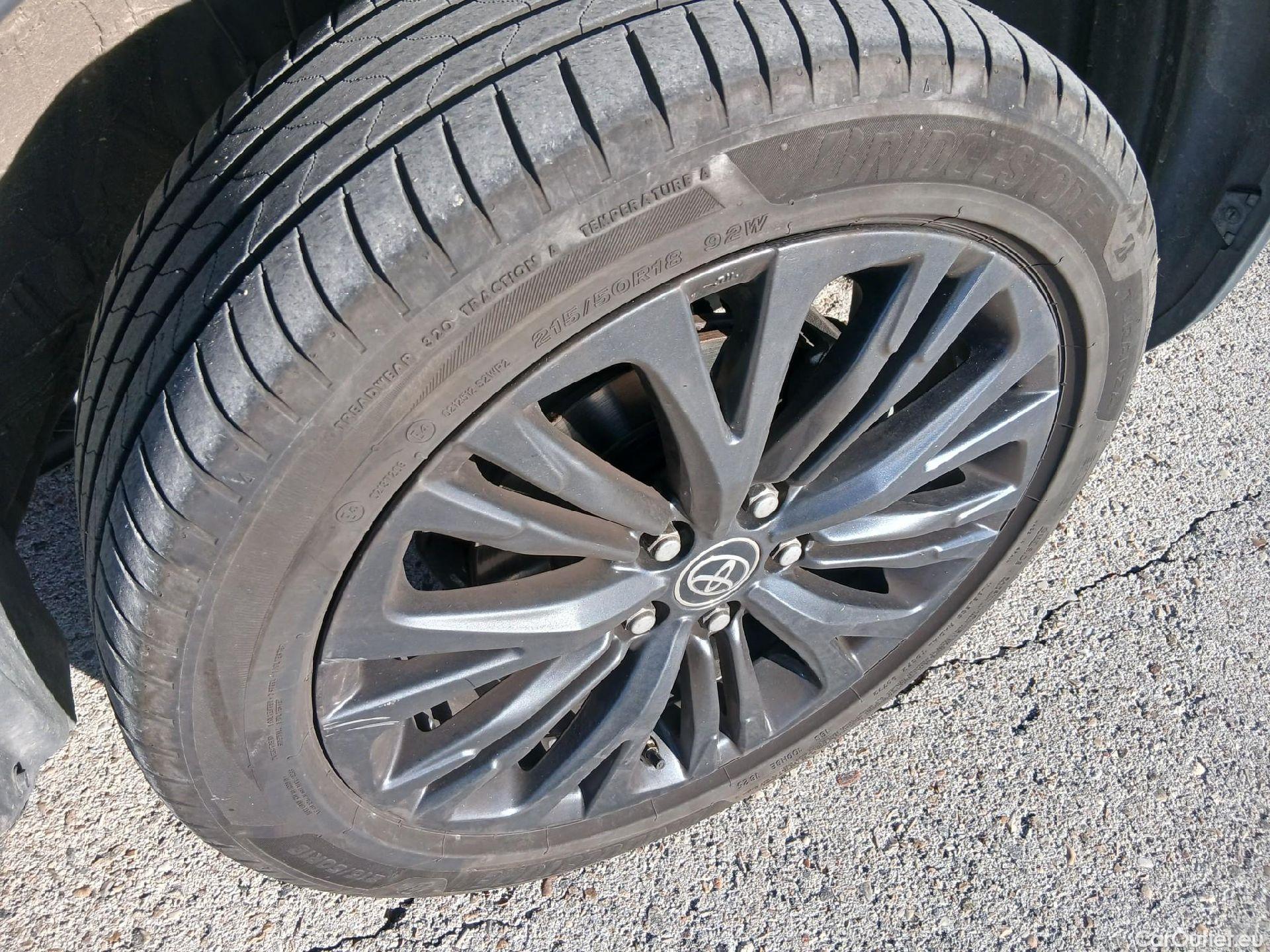  Toyota  Yaris Cross TOYOTA  / 2021 / 5P / todoterreno 1.5 120H Adventure #4