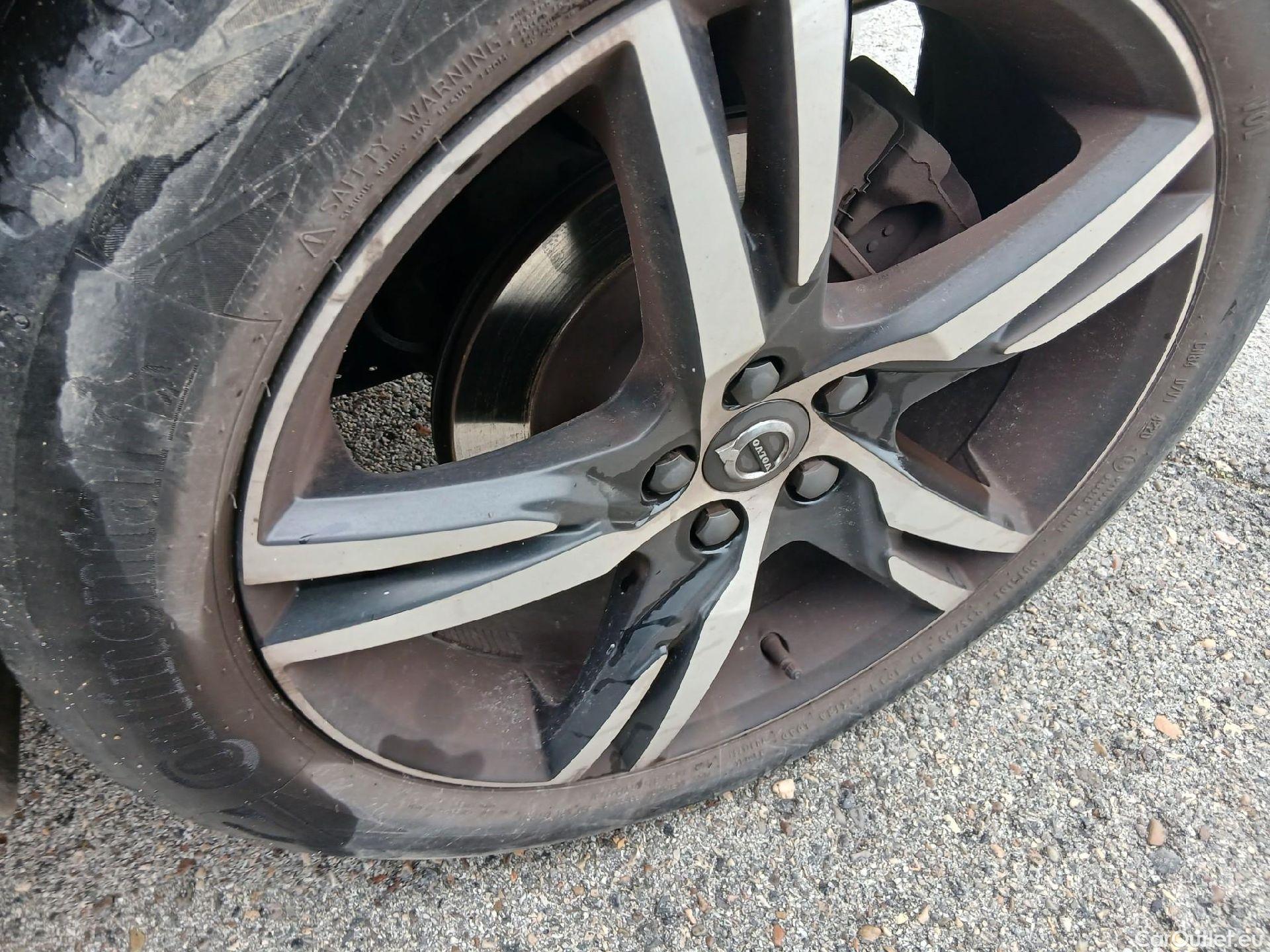  Volvo  XC 40 VOLVO XC40 / 2017 / 5P / todoterreno 1.5 T4 Twin Recharge R-Design Auto #6