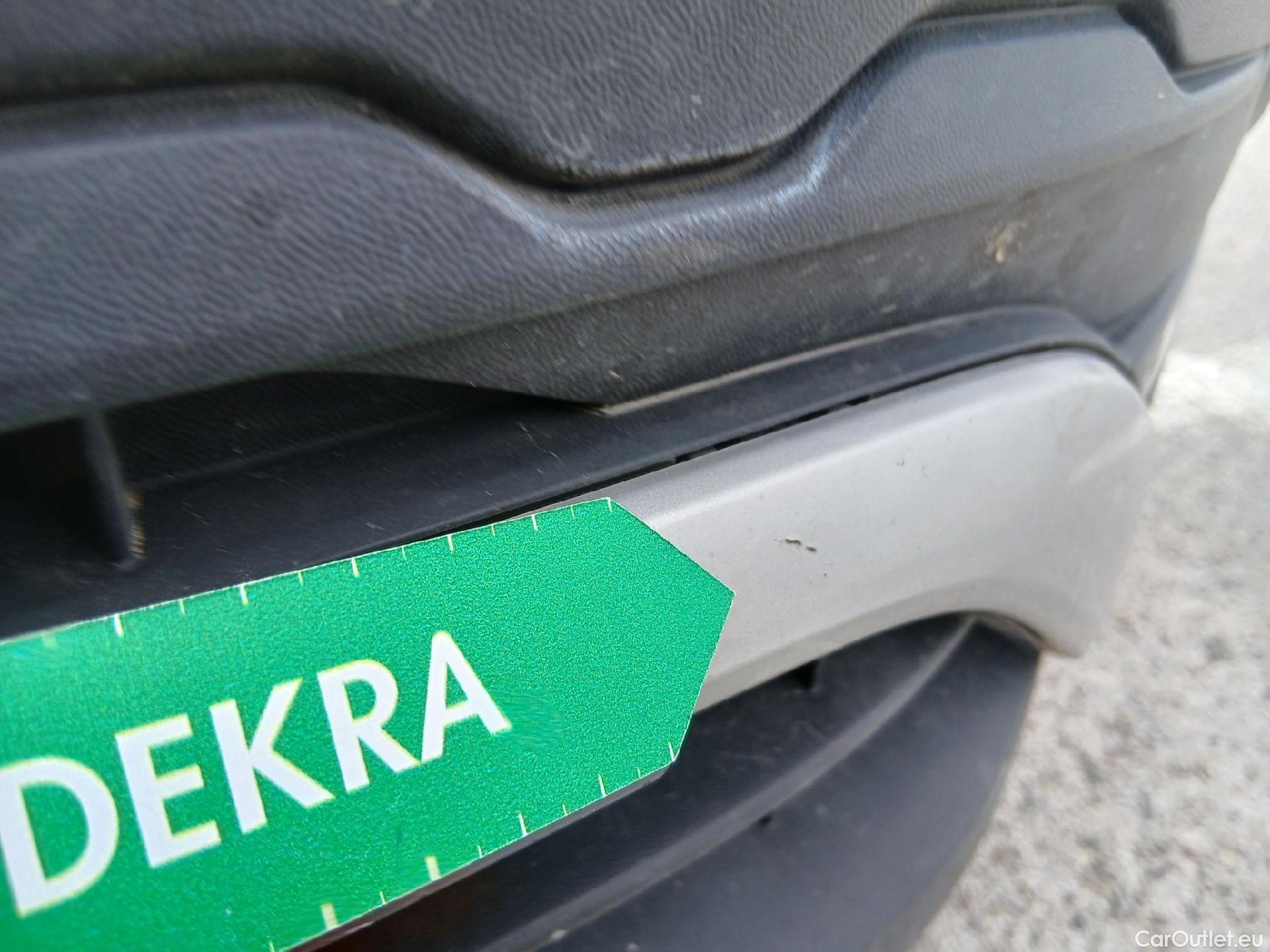  Volkswagen  T-CROSS VOLKSWAGEN  / 2018 / 5P / todoterreno Advance 1.0 TSI 81kW (110CV) #6