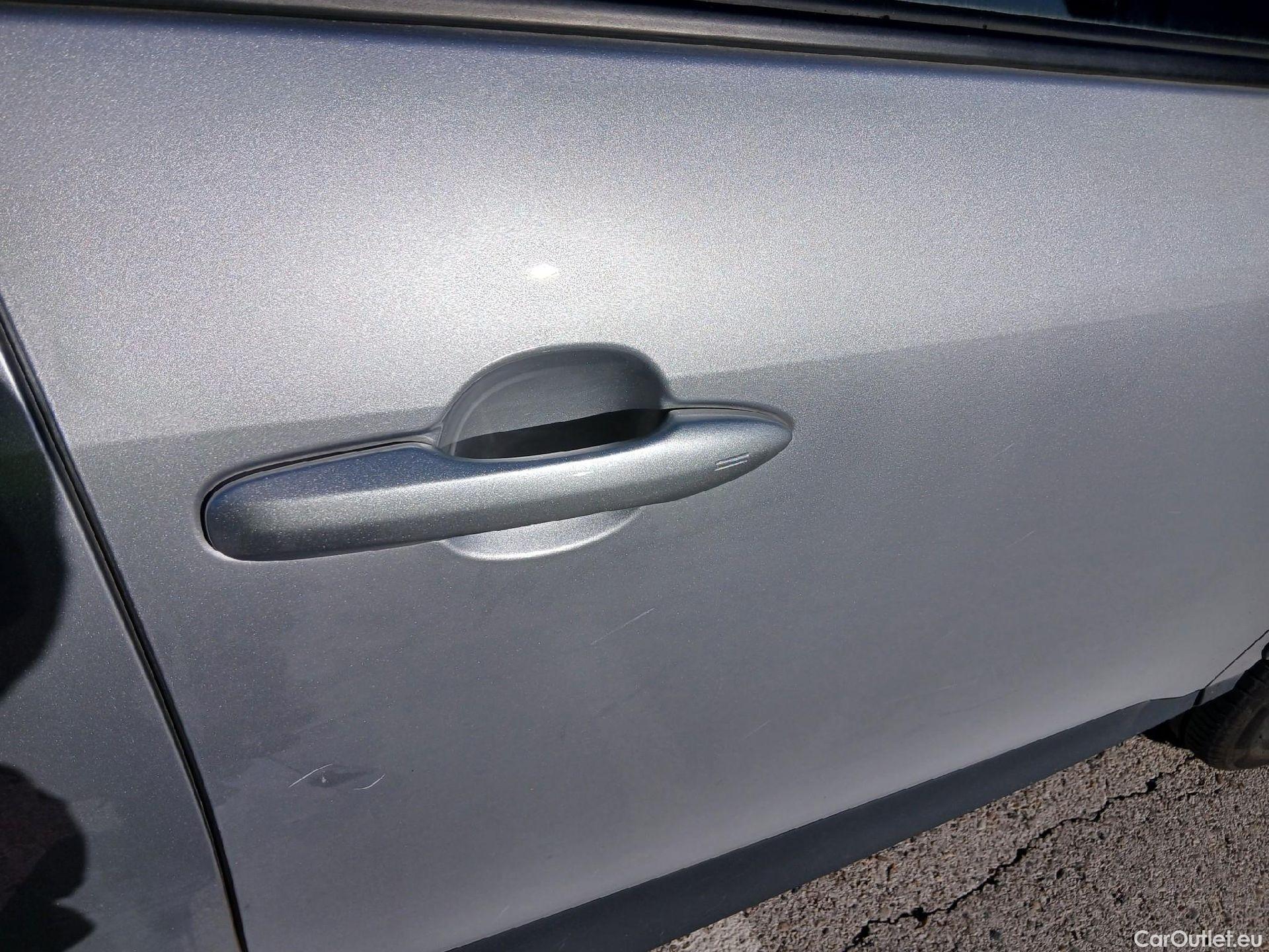  Toyota  Yaris Cross TOYOTA  / 2021 / 5P / todoterreno 1.5 120H Adventure #16