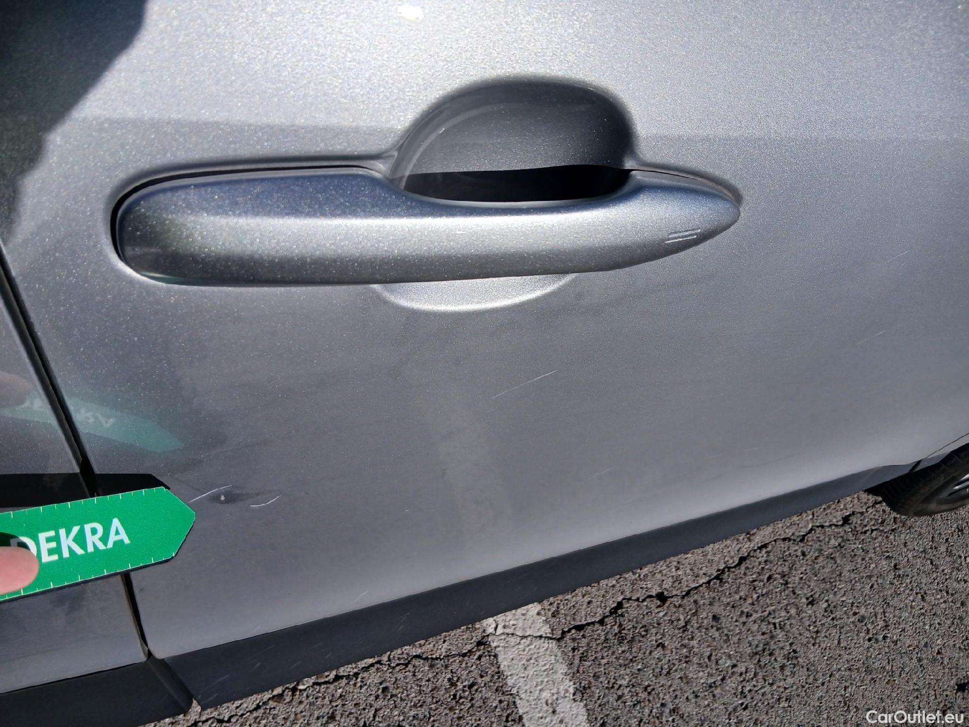  Toyota  Yaris Cross TOYOTA  / 2021 / 5P / todoterreno 1.5 120H Adventure #17