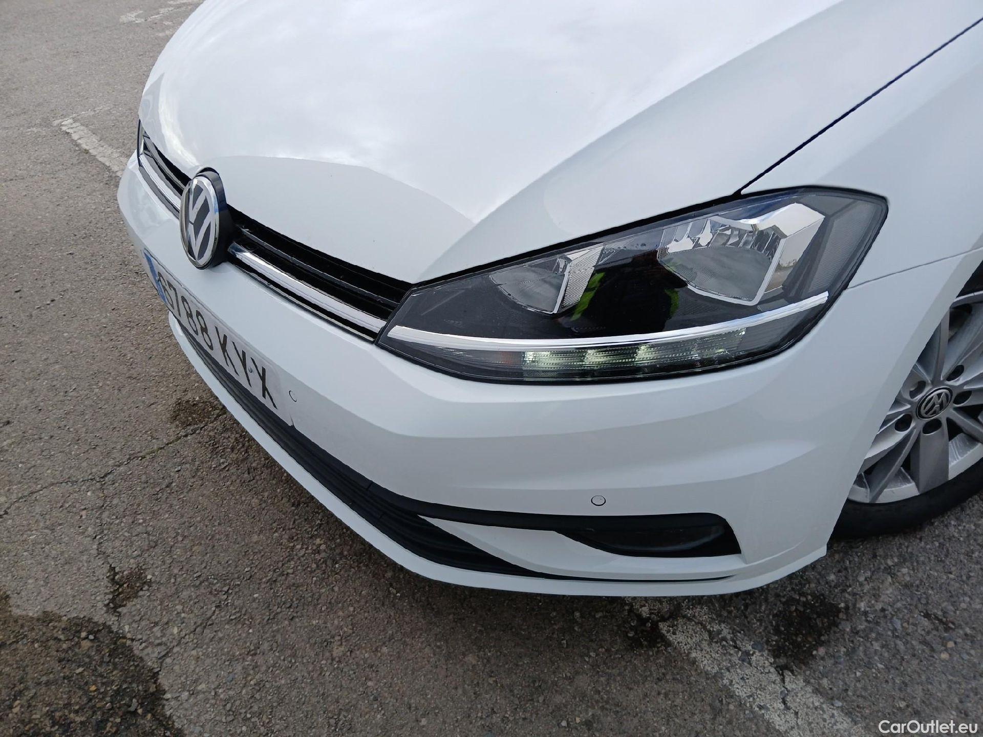  Volkswagen  Golf  VOLKSWAGEN / 2016 / 5P / berlina con portón Ready2Go 1.0 TSI 85kW (115CV) #9