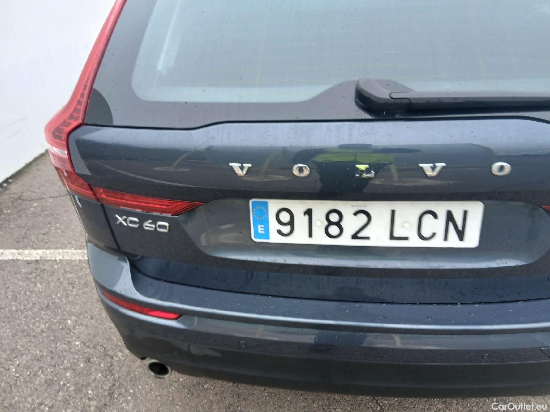  Volvo  XC60 VOLVO  / 2017 / 5P / todoterreno 2.0 B4 D4 AWD Business Plus Auto #8