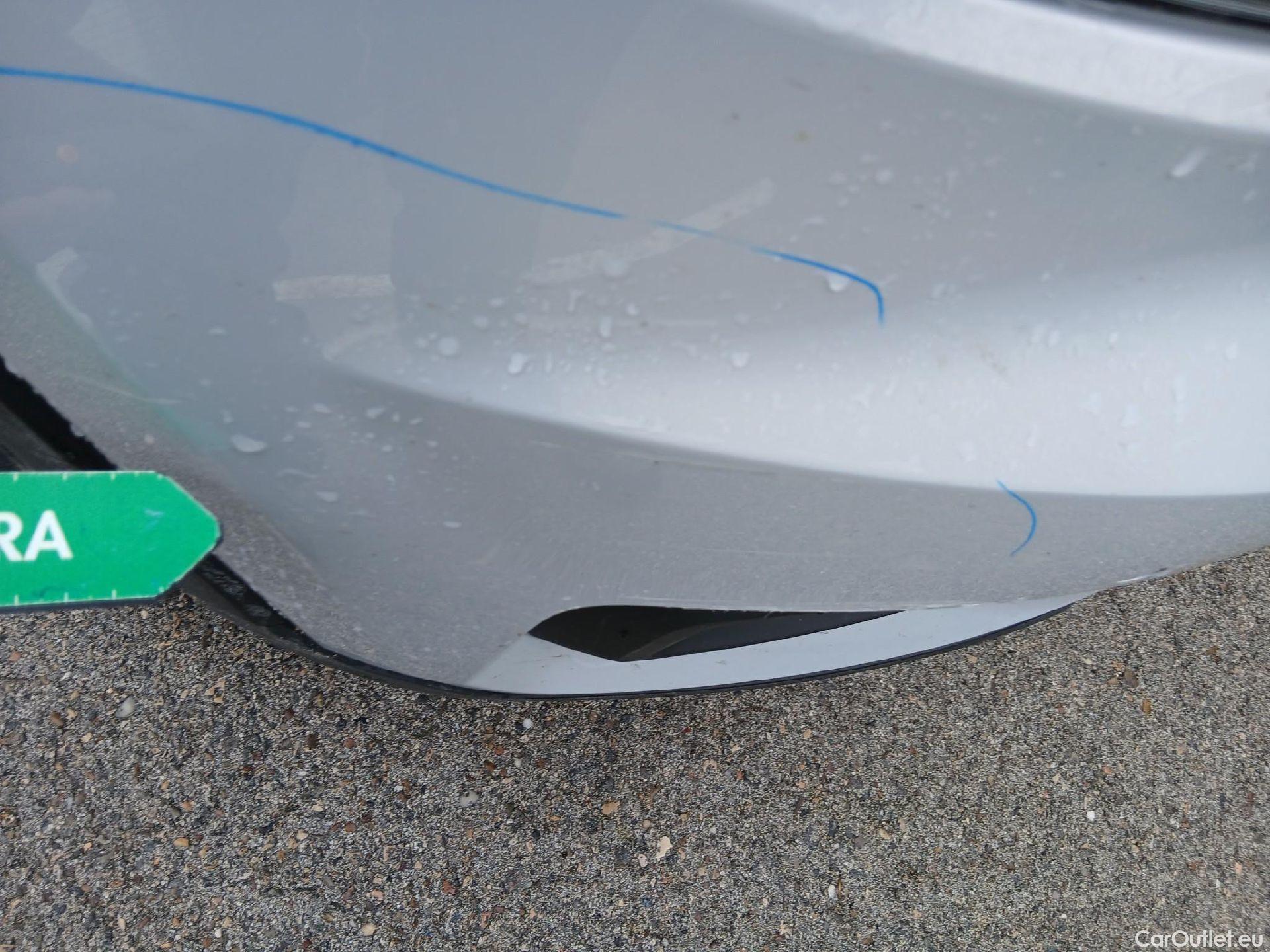  Volvo  XC 40 VOLVO XC40 / 2017 / 5P / todoterreno 1.5 T4 Twin Recharge R-Design Auto #13