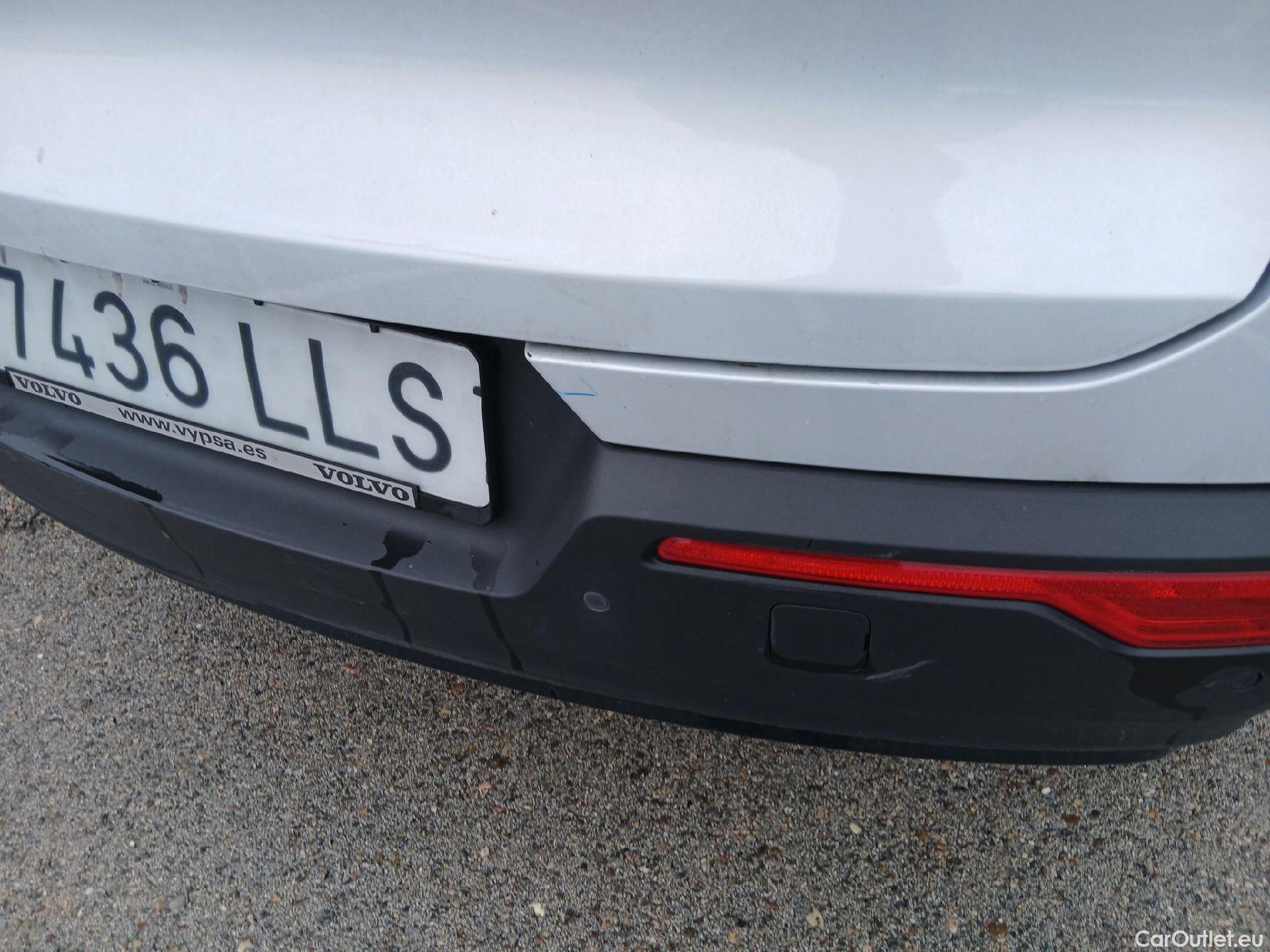  Volvo  XC 40 VOLVO XC40 / 2017 / 5P / todoterreno 1.5 T4 Twin Recharge R-Design Auto #29