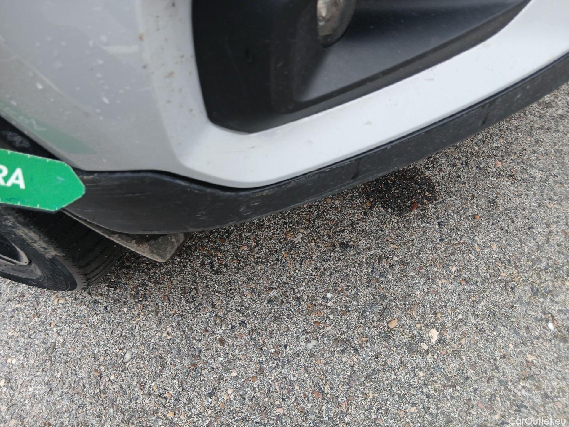  Volvo  XC 40 VOLVO XC40 / 2017 / 5P / todoterreno 1.5 T4 Twin Recharge R-Design Auto #16