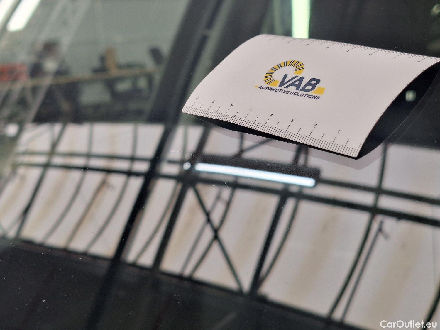  Bmw  X1 BMW,  FL'19, BMW  sDrive18d (100 kW) 5d #40