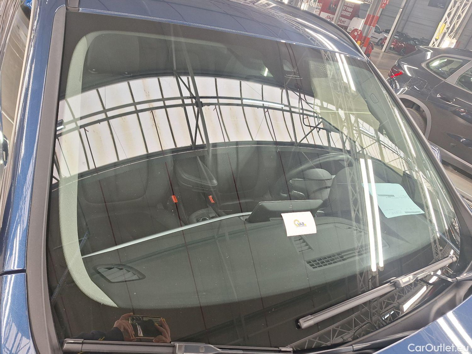  Bmw  X1 BMW,  FL'19, BMW  sDrive18d (100 kW) 5d #37