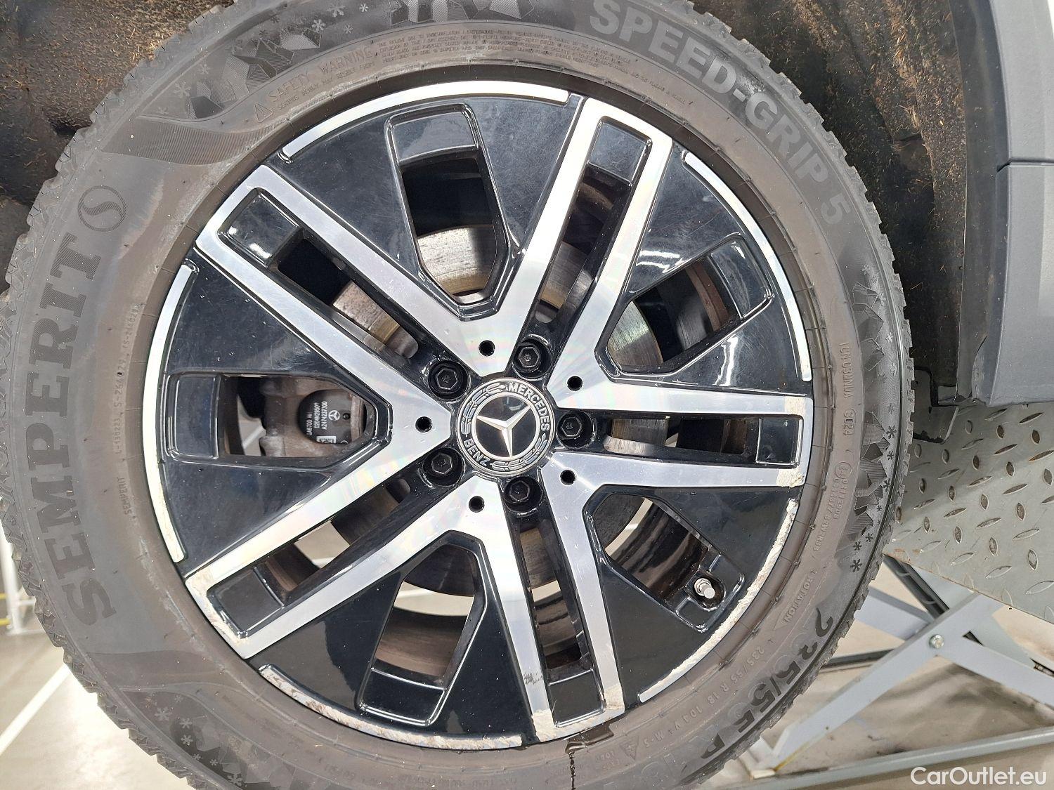  Mercedes  GLA Mercedes,  '20 PHEV, Mercedes-Benz   250e Business Solution 5d #4