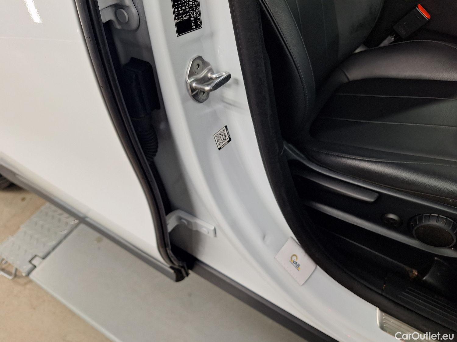  Mercedes  GLA Mercedes,  '20 PHEV, Mercedes-Benz   250e Business Solution 5d #33