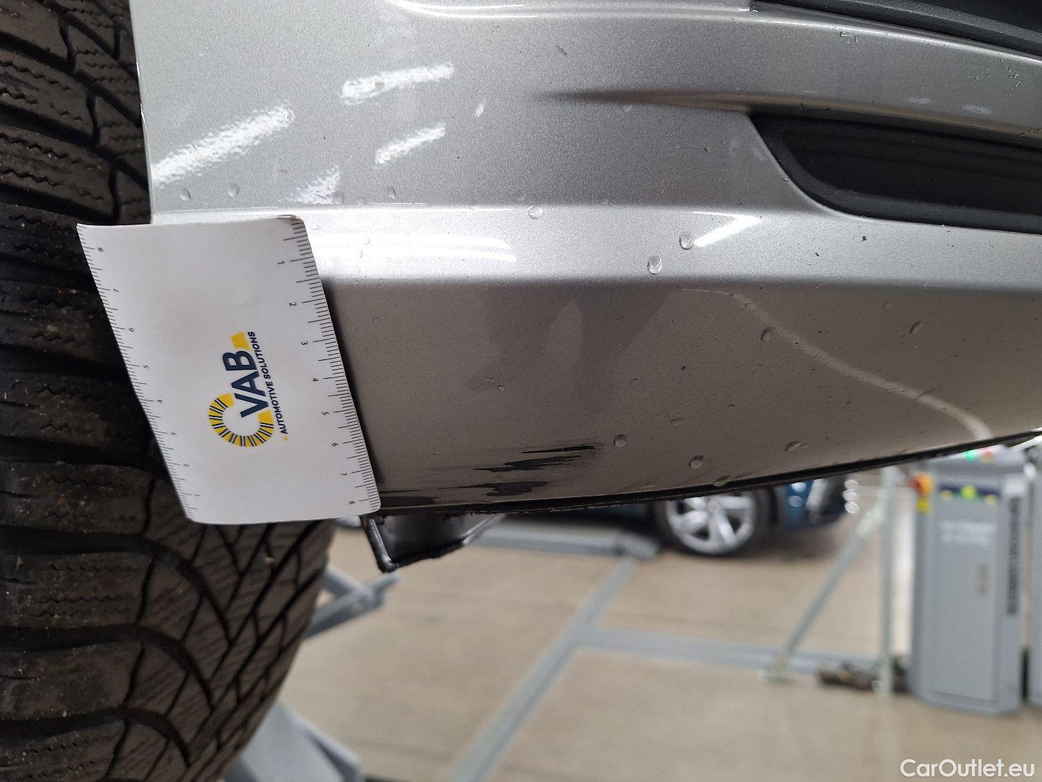  Volkswagen  Golf  VW, VII FL'16, Volkswagen VII 1.6 TDi Last Edition 5d #4