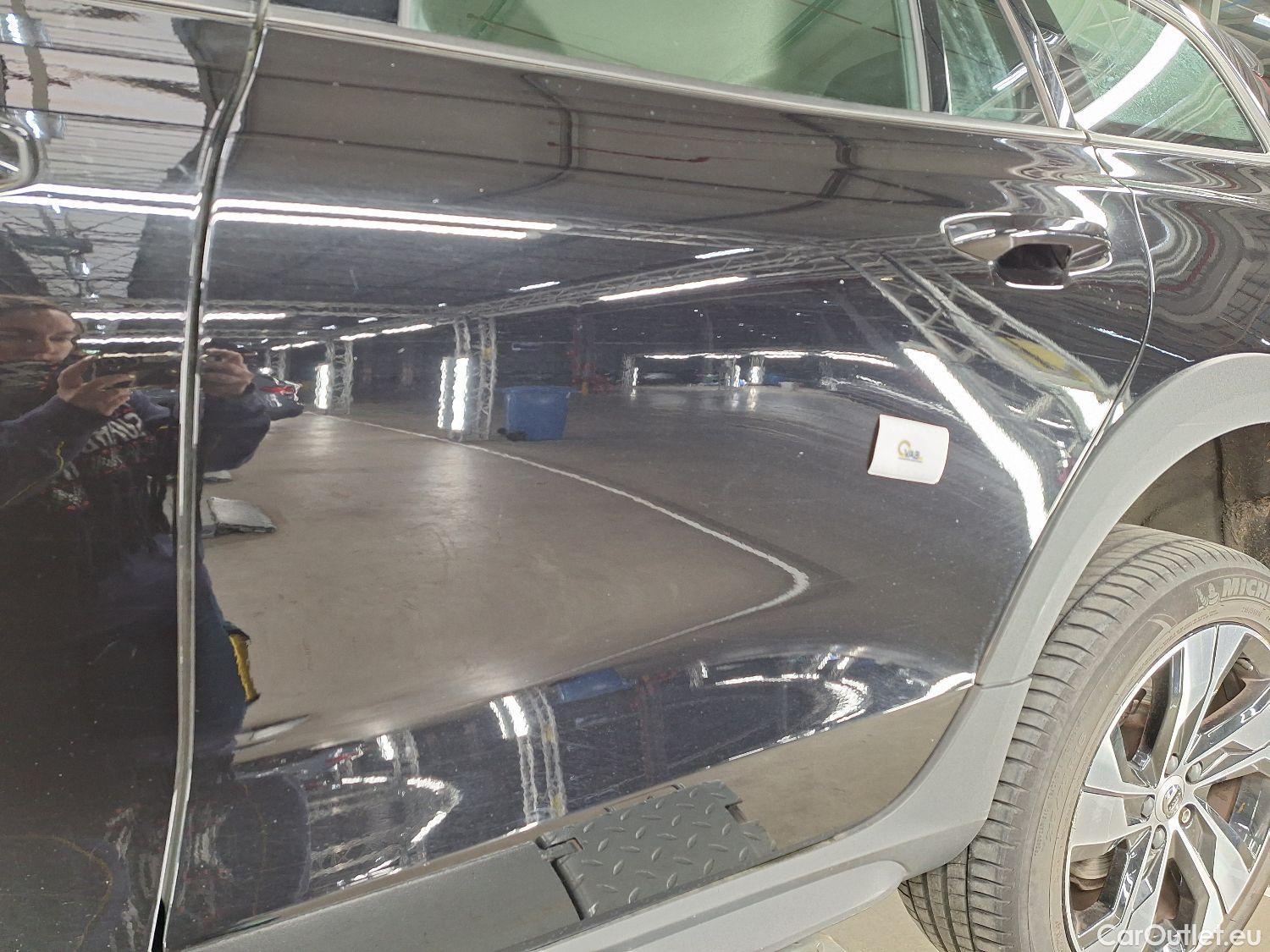  Volvo  V60 Volvo,  '18, Volvo  Cross Country B4 4x4 Geartronic Cross Co #31