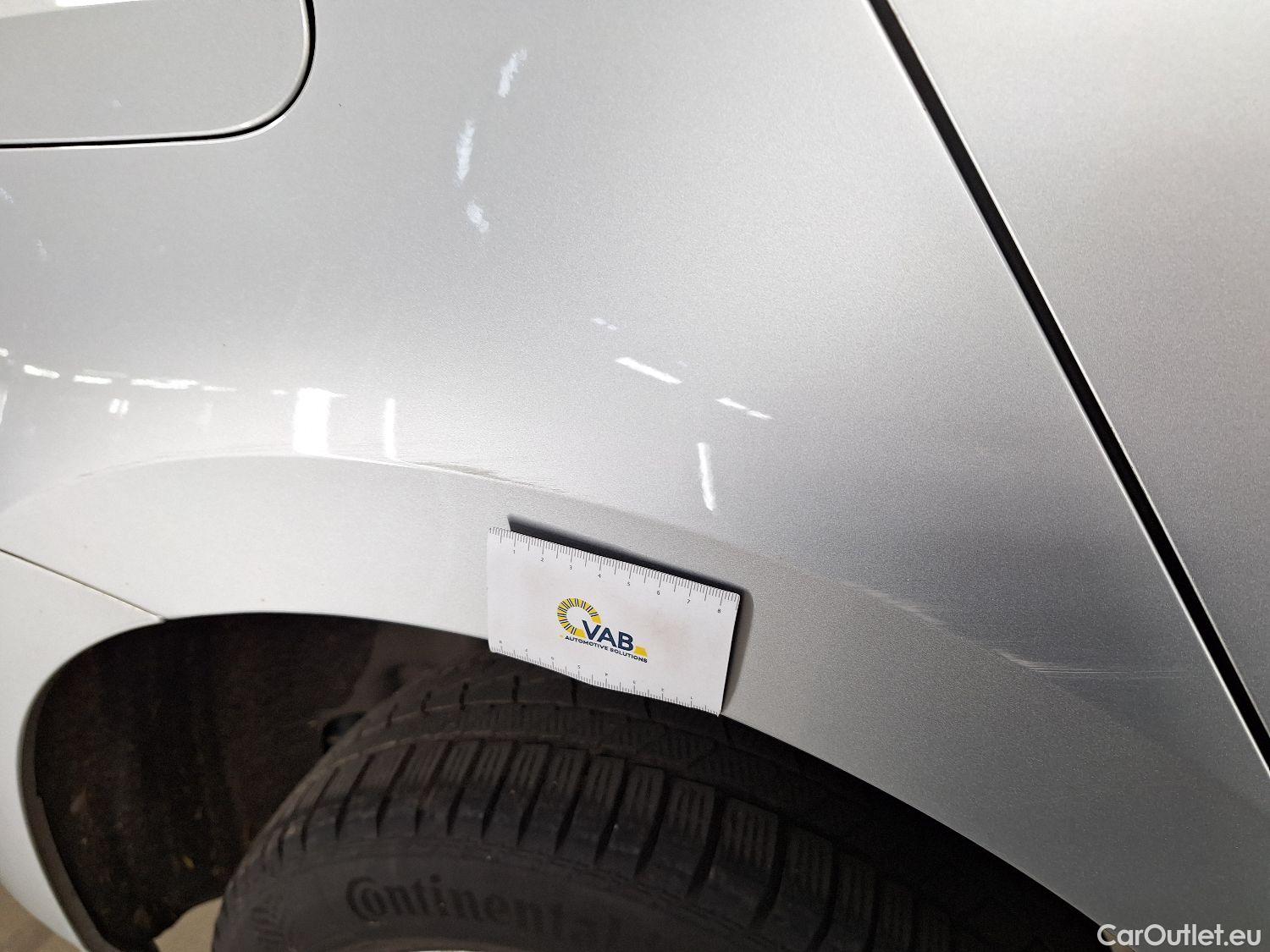  Volkswagen  Touran VW,  '15, Volkswagen  2.0 TDi 110kW Highline DSG 5d 7pl #10