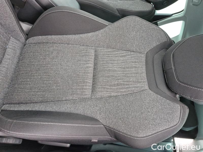  Skoda  Karoq  (NU)(2017->)  2.0 TDI 85 Style #13