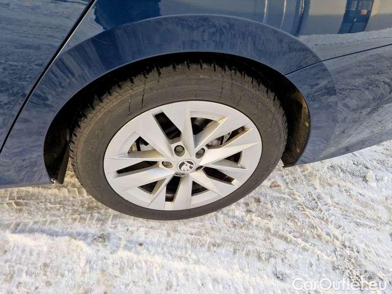  Skoda  Octavia  Combi (NX3)(2020) Oct.Combi 1.5TSI 110 Style #7