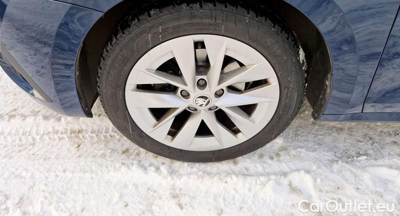  Skoda  Octavia  Combi (NX3)(2020) Oct.Combi 1.5TSI 110 Style #4