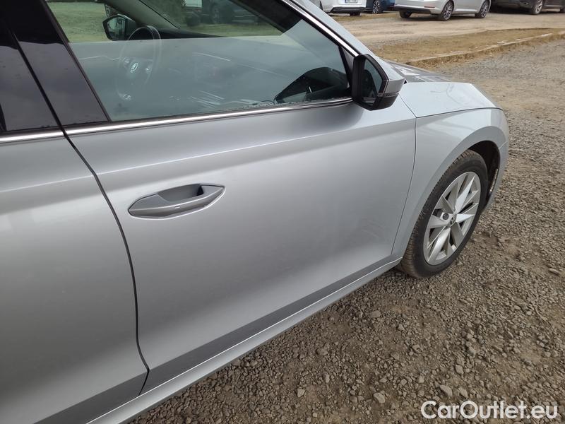  Skoda  Octavia  Combi (NX3)(2020) Oct.Combi 2.0TDI 85 Style AT #15