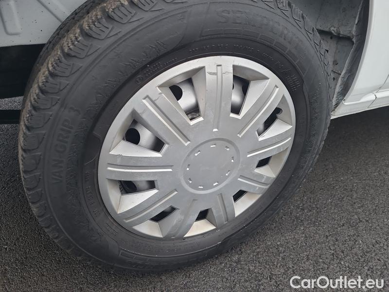  Ford  Transit Custom-LCV (TTU) (2023) Tr.Cu.2.0TDCi 96 300 Tr L1 4d #22