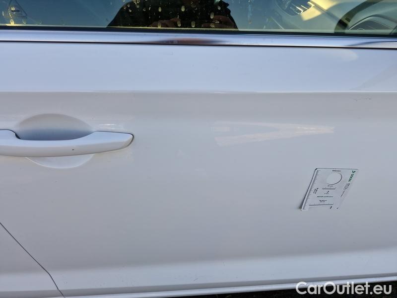  Hyundai  i30   cw (PD)(2017->)  1.5T-GDI 118 Family Smart #22