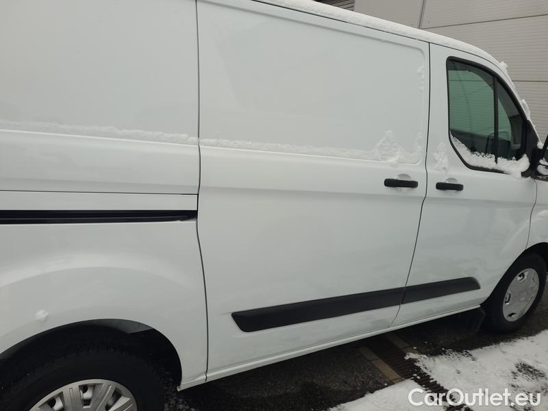  Ford  Transit Custom-LCV (TTU) (2023) Tr.Cu.2.0TDCi 96 300 Tr L1 4d #6