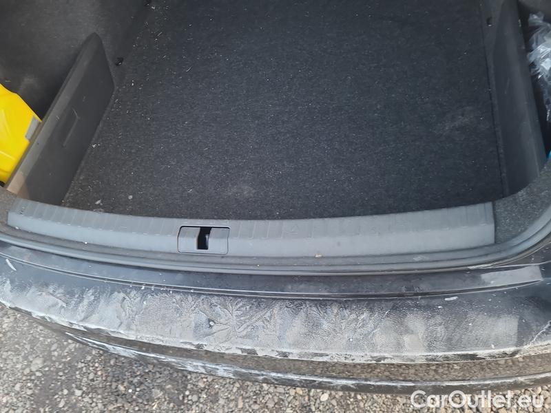  Skoda  Octavia  Lim. (NX3)(2020)  1.5e-TEC 110 Style AT #7