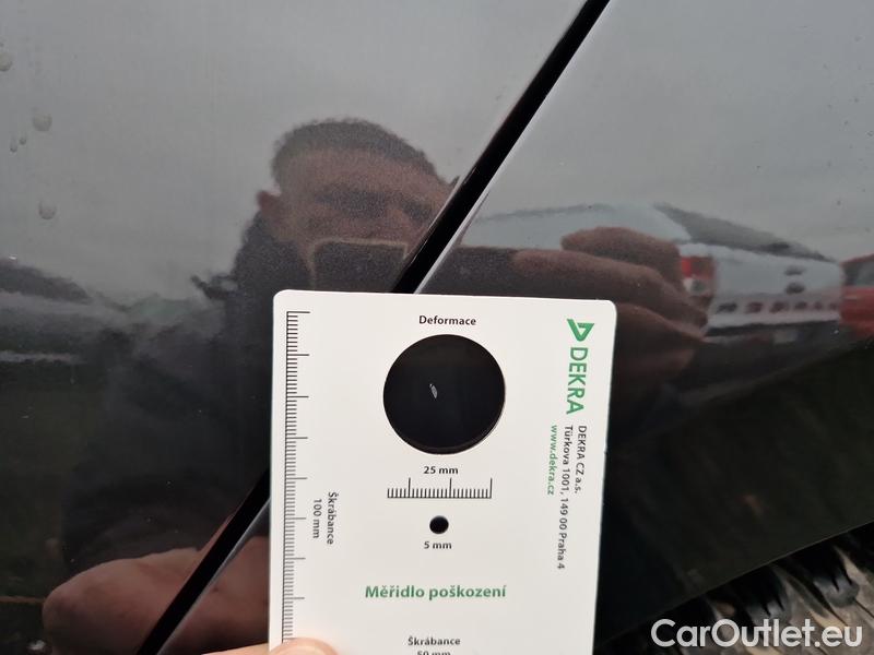  Volkswagen  Passat  Variant (CB5) (2019) Pas.Var.2.0TDI 110 Elegance AT #6