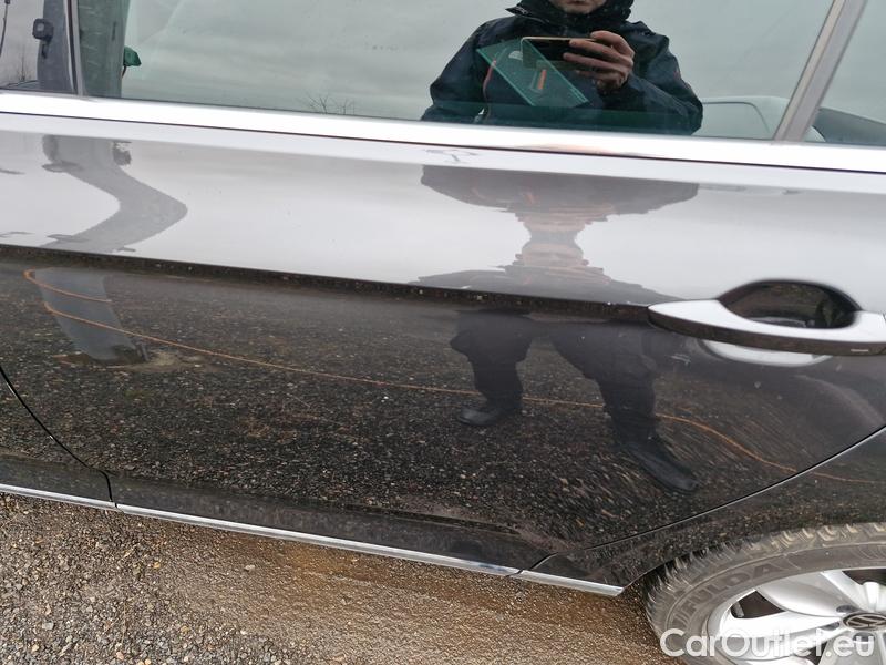  Volkswagen  Passat  Variant (CB5) (2019) Pas.Var.2.0TDI 110 Elegance AT #26