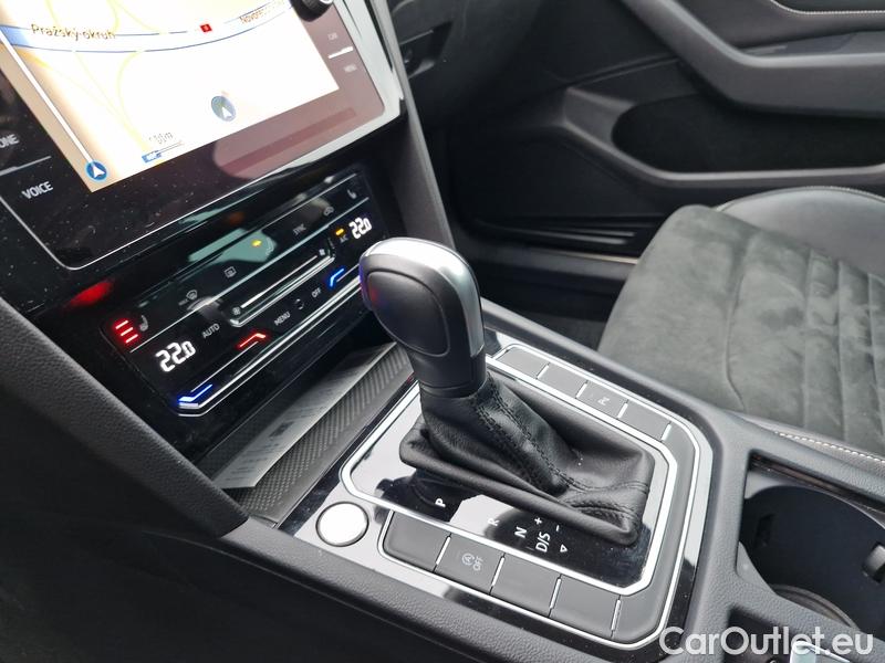  Volkswagen  Passat  Variant (CB5) (2019) Pas.Var.2.0TDI 110 Elegance AT #12