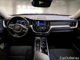  Volvo  XC60 VOLVO  / 2017 / 5P / SUV B4 D AWD AUTOMATICO MOMENTUM PRO #3
