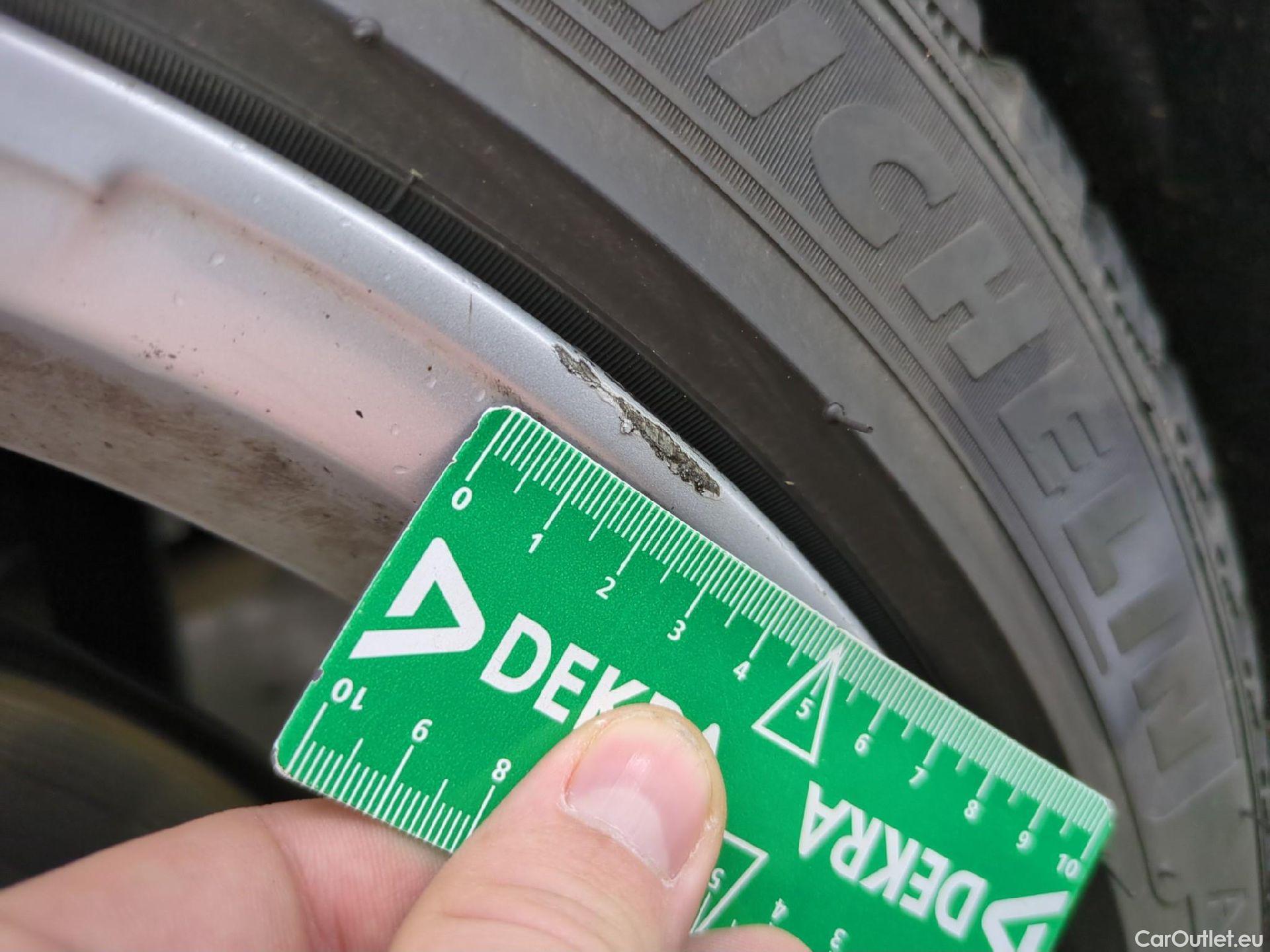  Audi  A3  Berline 30 TDI Business Line 2.0 TDI 115CV BVA7 E6d #13