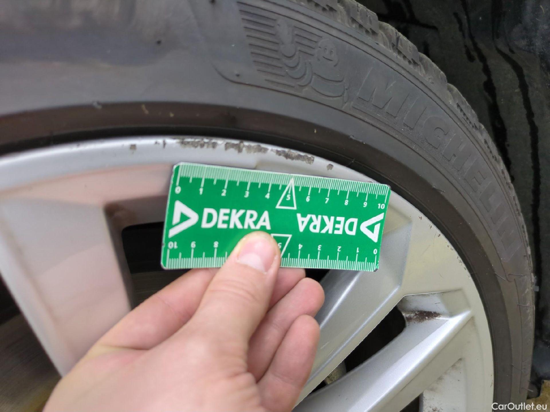  Audi  A3  Berline 30 TDI Business Line 2.0 TDI 115CV BVA7 E6d #6