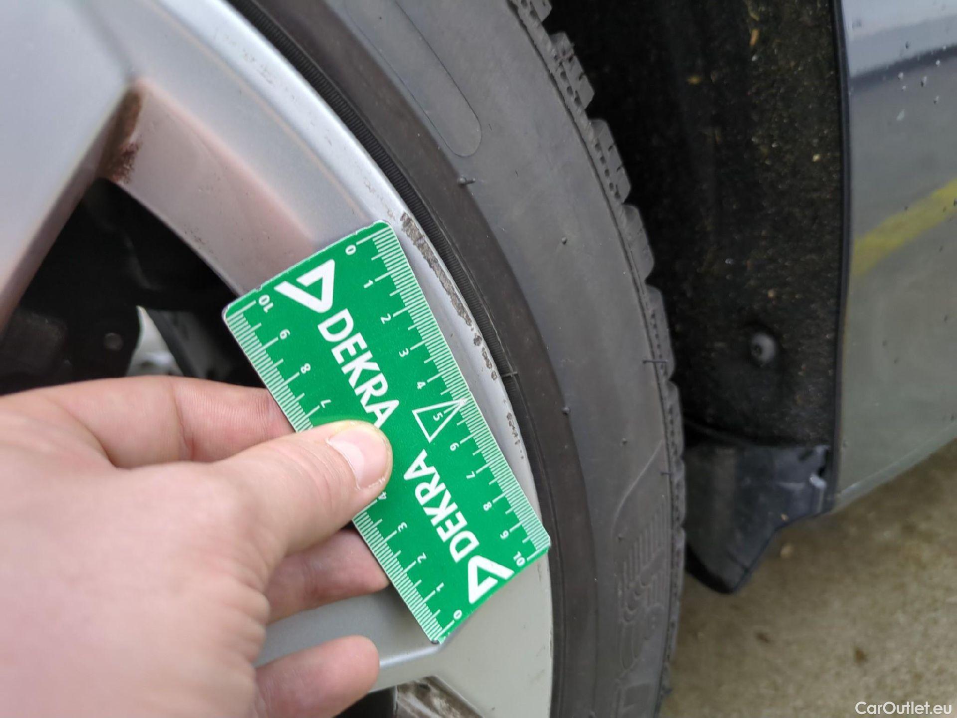  Audi  A3  Berline 30 TDI Business Line 2.0 TDI 115CV BVA7 E6d #18