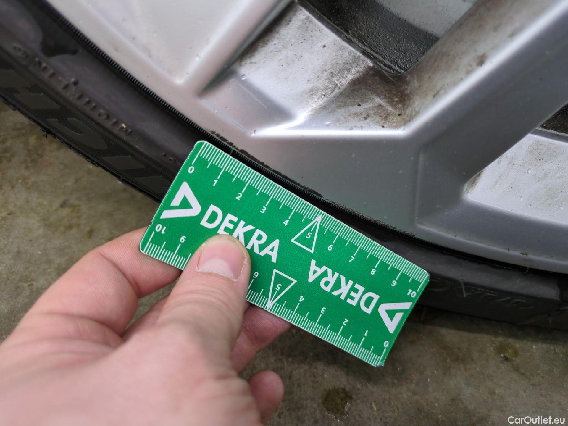  Audi  A3  Berline 30 TDI Business Line 2.0 TDI 115CV BVA7 E6d #16