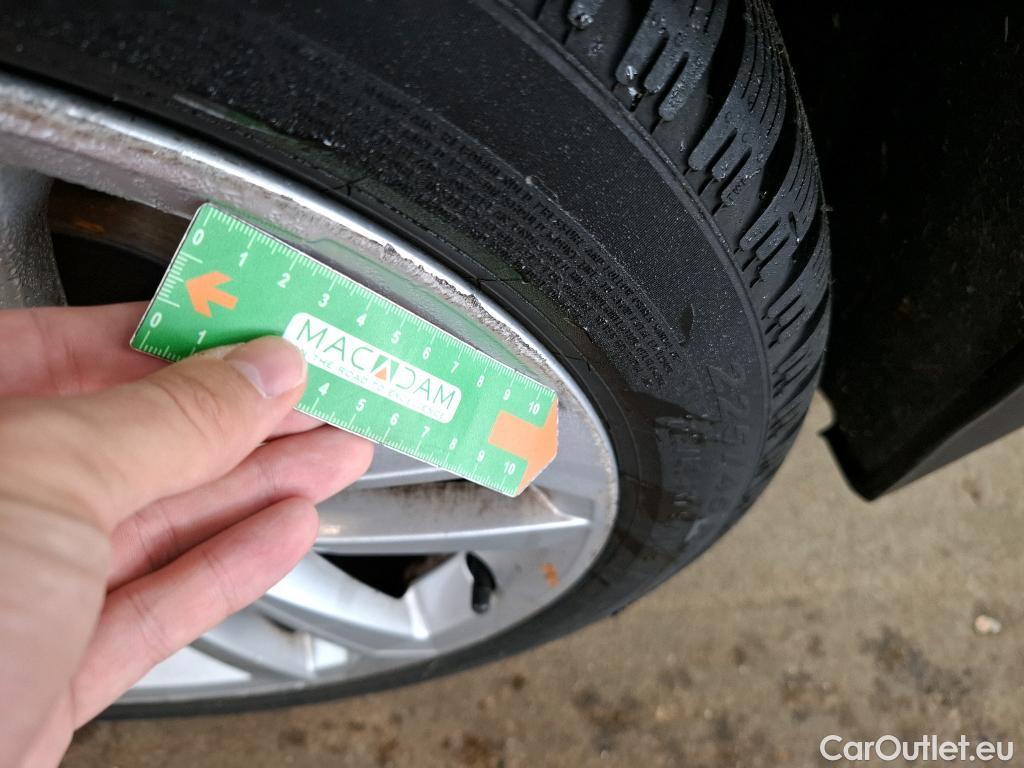  Audi  A3 AUDI  Sportback / 2020 / 5P / Berline 35 TFSI 150 MHEV S Tronic Business Line #9