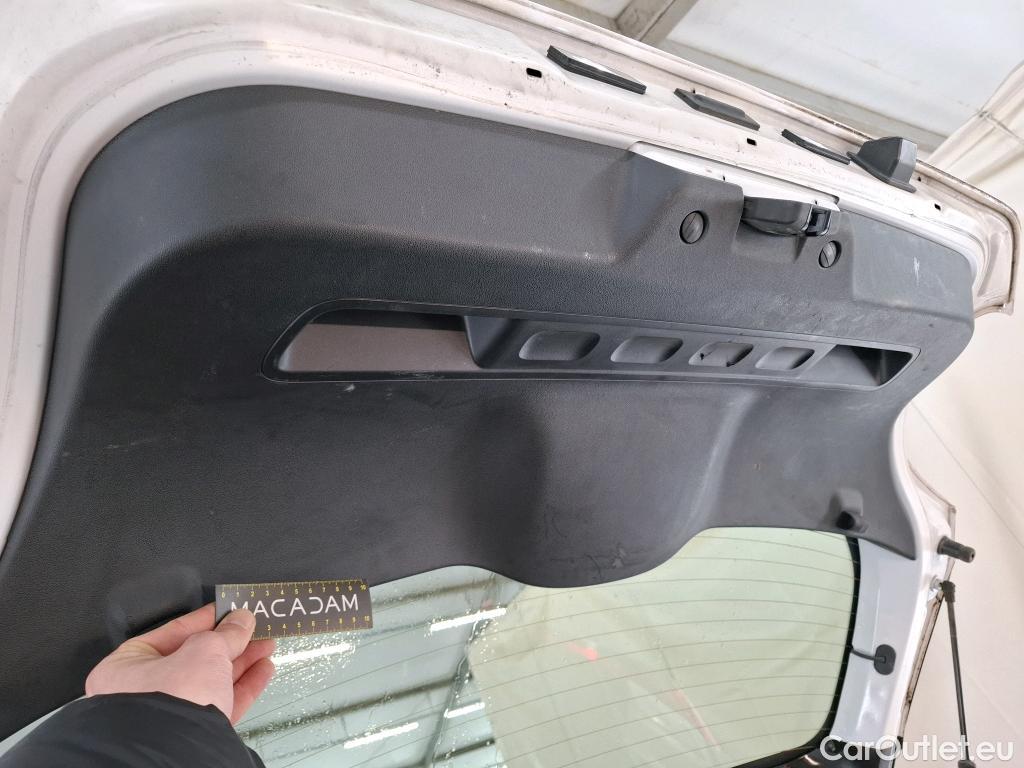  Citroen  C3  Shine Business 1.2 PureTech 110CV BVM6 E6d / TRANSFO VP VF

 #17