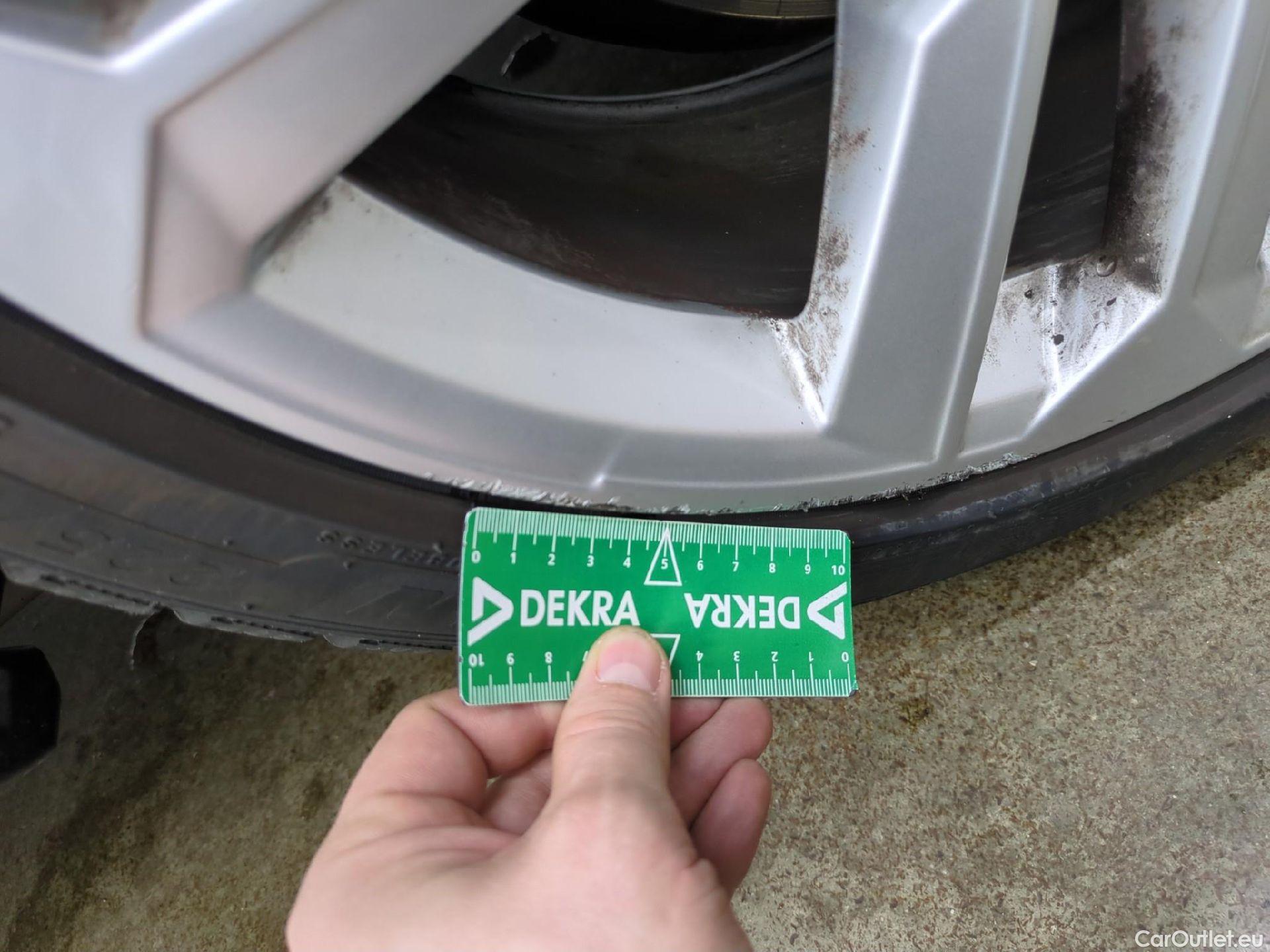  Audi  A3  Berline 30 TDI Business Line 2.0 TDI 115CV BVA7 E6d #7