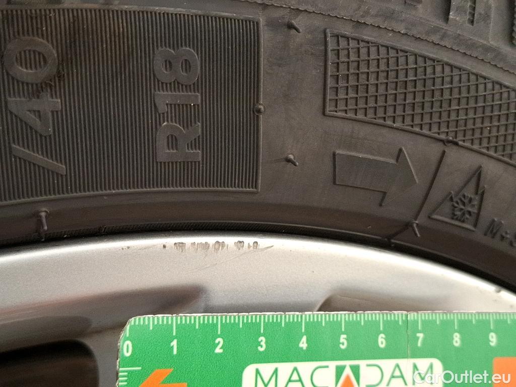  Audi  A4 AUDI  Avant / 2019 / 5P / Break 30 TDI 136 S tronic Business line #26