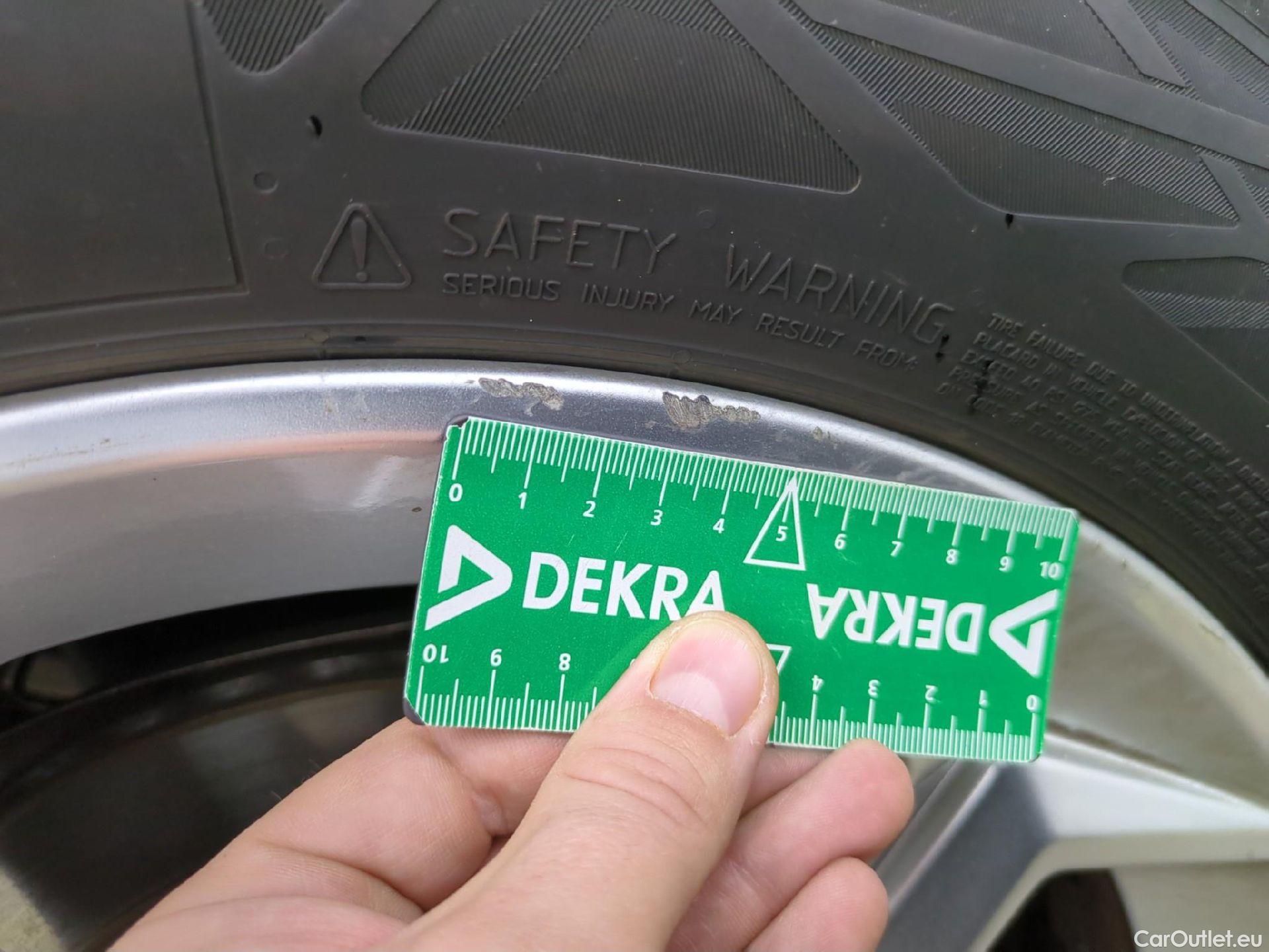  Bmw  X1 BMW  / 2022 / 5P / SUV xDrive25e Business Design DKG7 #9