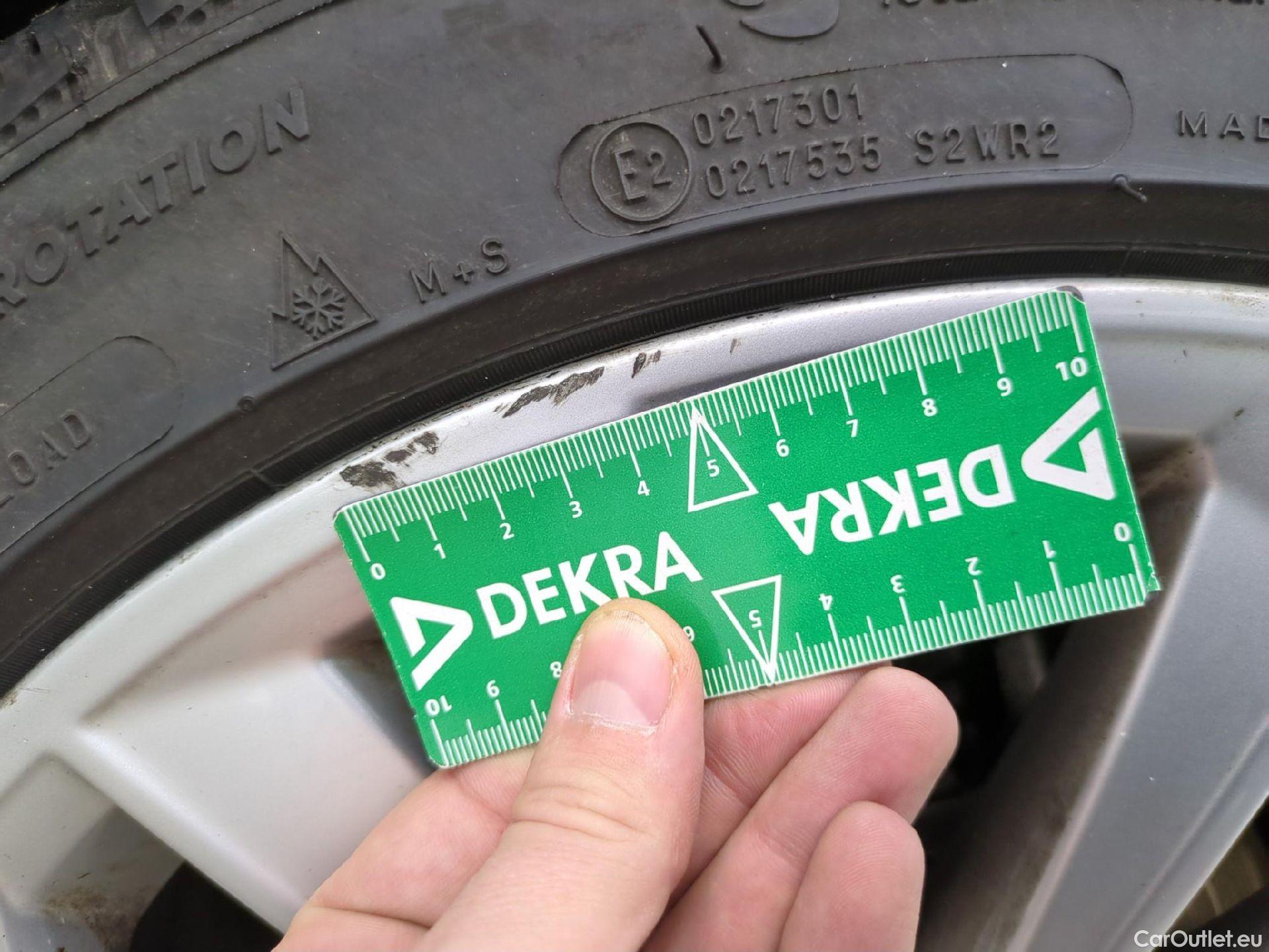  Audi  A3  Berline 30 TDI Business Line 2.0 TDI 115CV BVA7 E6d #12